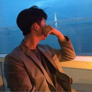 老头Daddy激情tabe
